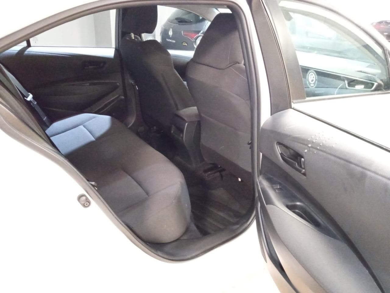 Toyota Corolla XLI foto 6