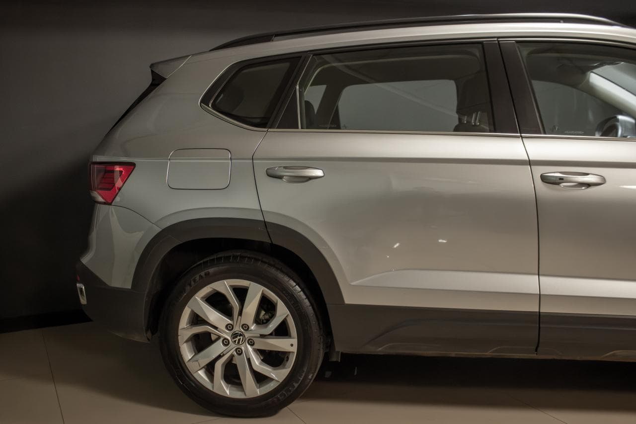 Volkswagen Taos Confortline foto 11
