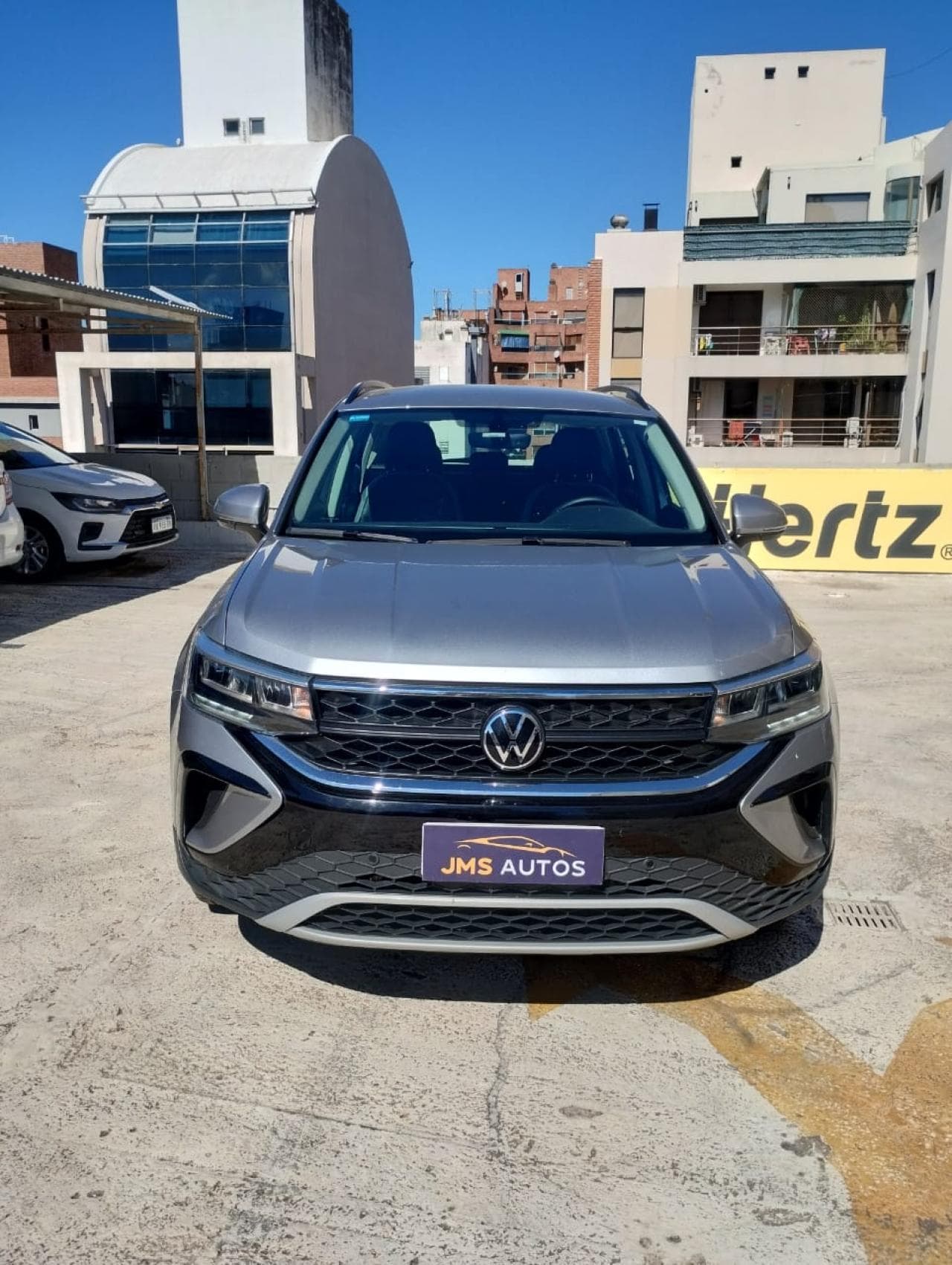 Volkswagen Taos Confortline foto 3