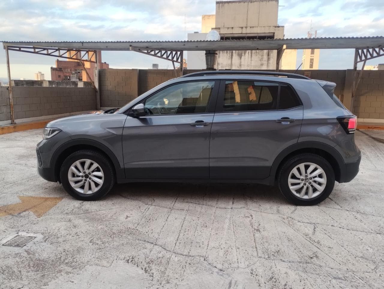 Volkswagen T-Cross 170TSI MT foto 4
