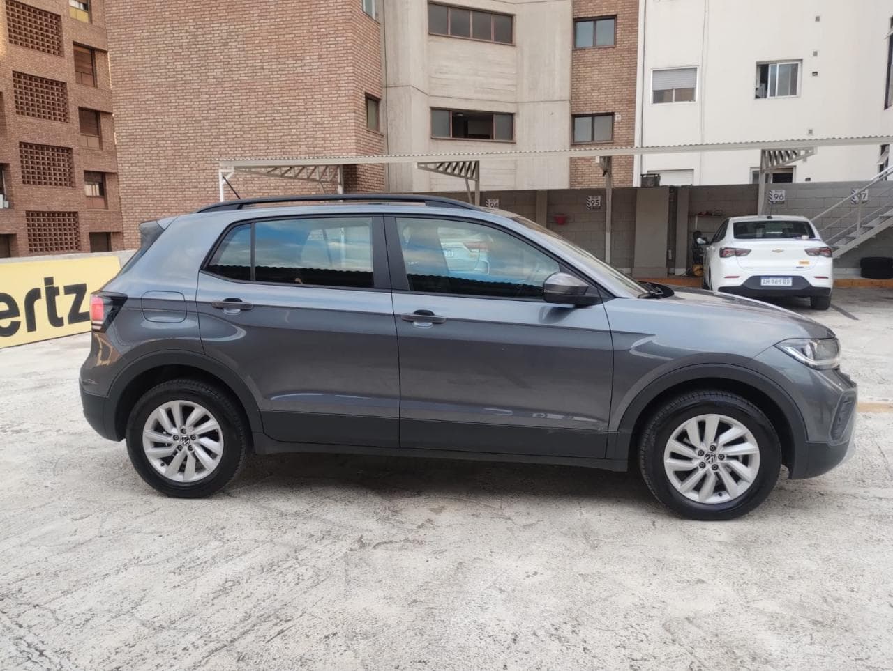 Volkswagen T-Cross 170TSI MT foto 10