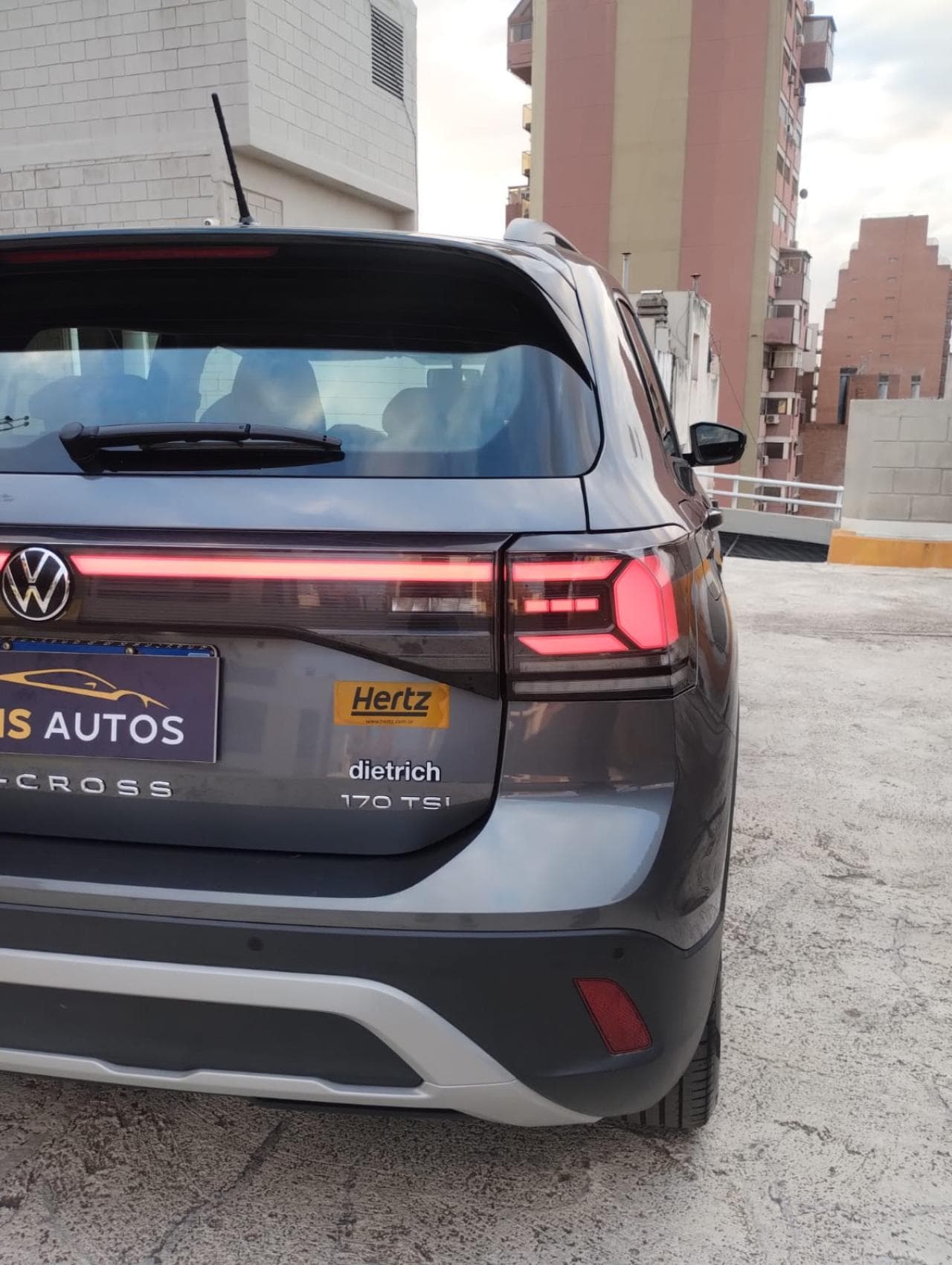 Volkswagen T-Cross 170TSI MT foto 11