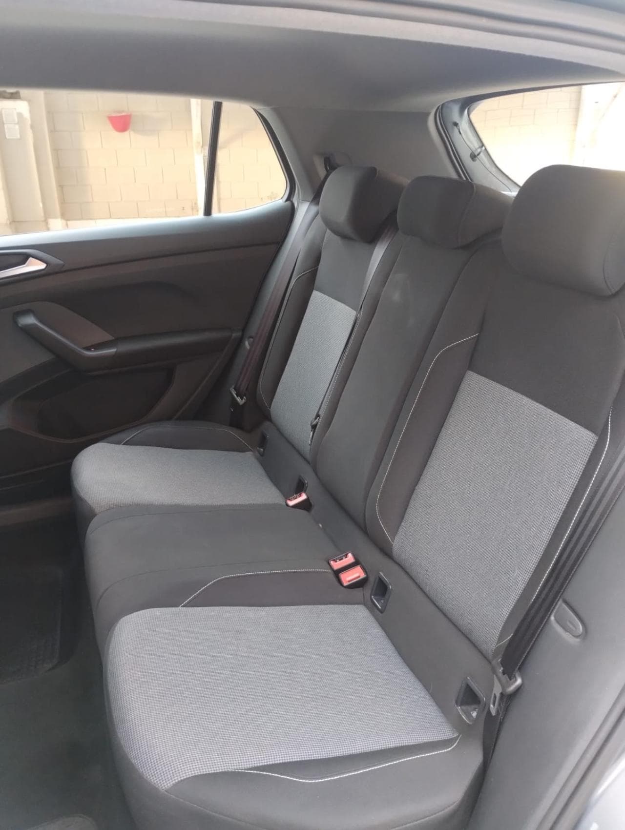 Volkswagen T-Cross 170TSI MT foto 17