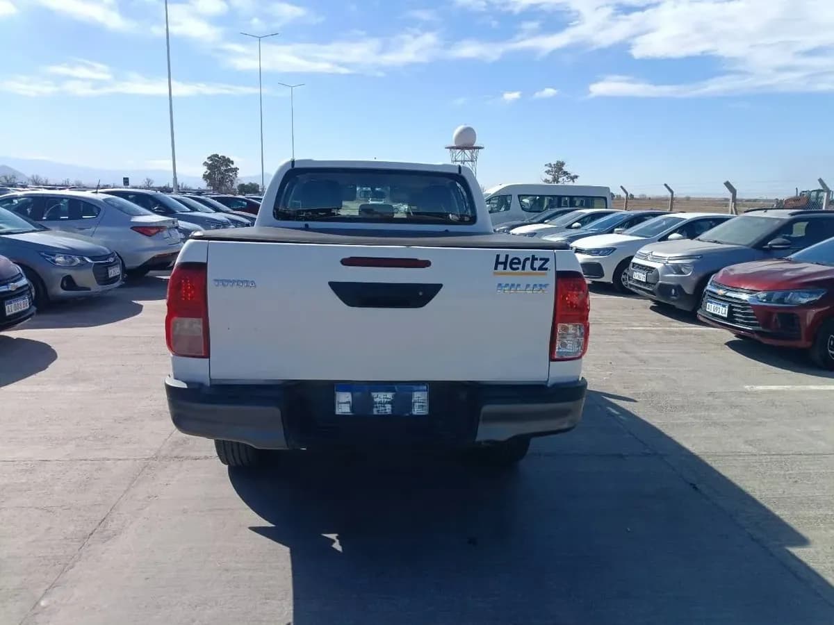 Toyota Hilux HILUX 4X4 DC DX 2.4 TDI foto 5